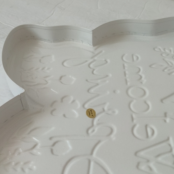 Version International Spring Sign - Picture 14 of 16